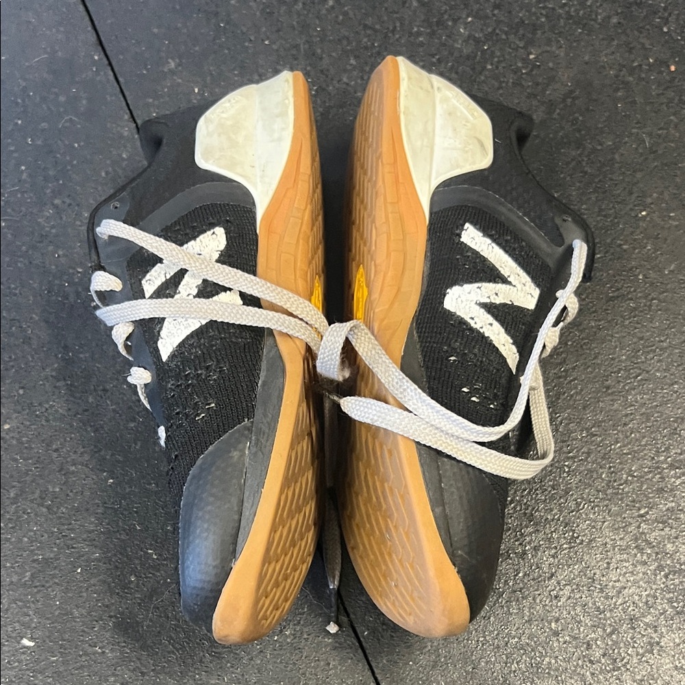 New Balance Black and White Minimus Shoes Gum Vibram soles! - Picture 5 of 9